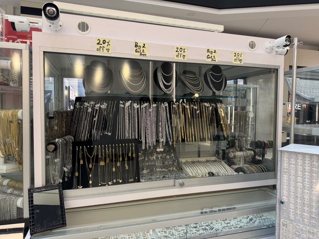 Luxury Jewelers Santa Anita Mall photo 2